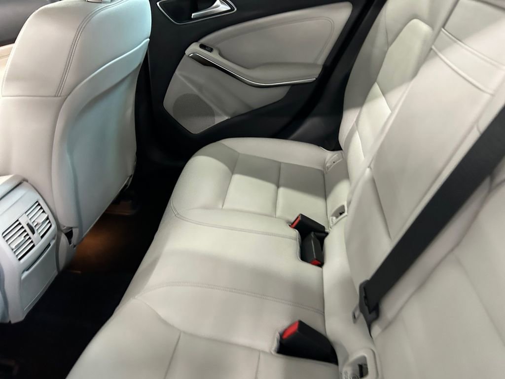 Used 2019 Mercedes-Benz GLA 250 4MATIC image 20