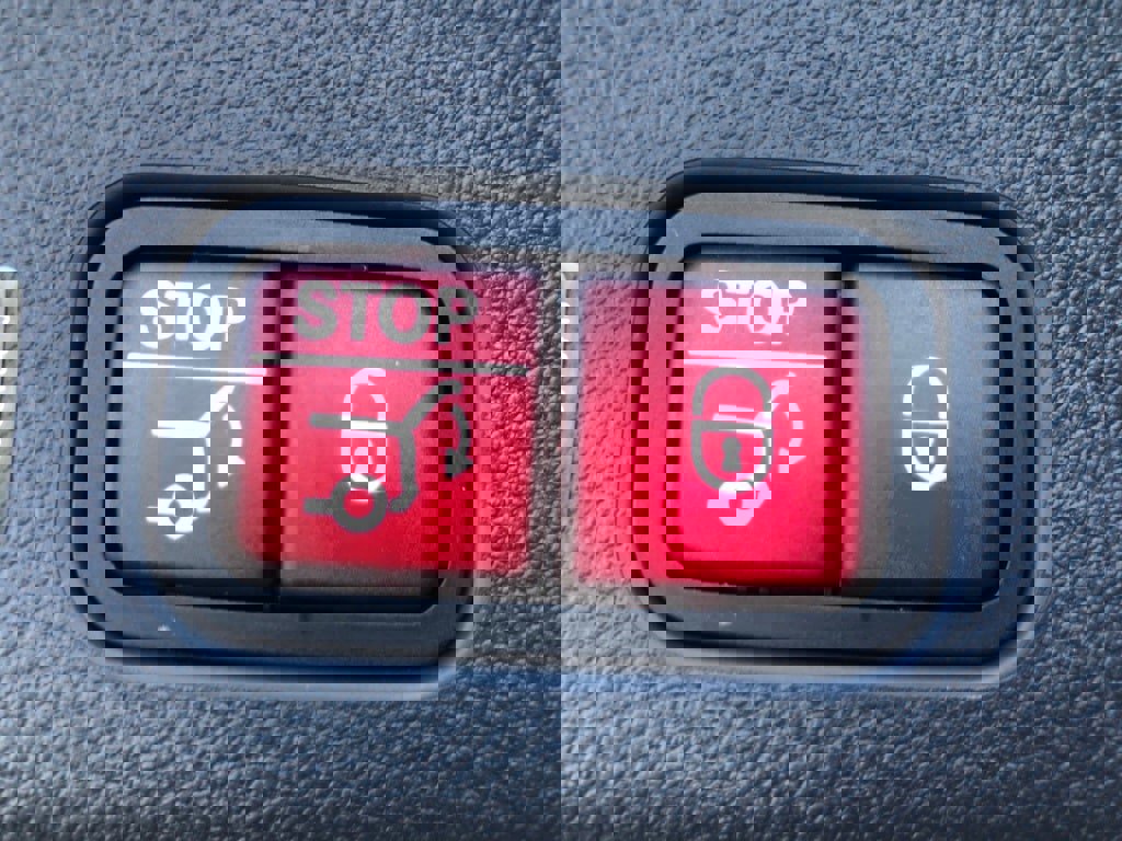 New 2026 Mercedes-Benz GLC 43 AMG 4MATIC image 38