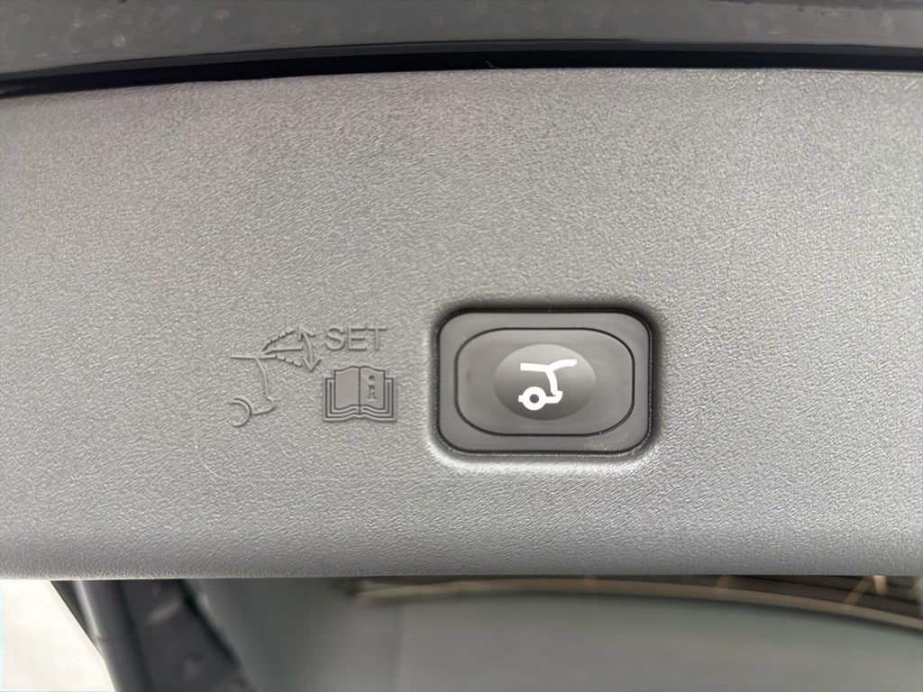 New 2026 Lincoln Nautilus Reserve w/ Jet Appearance Package AWD/4WD image 19