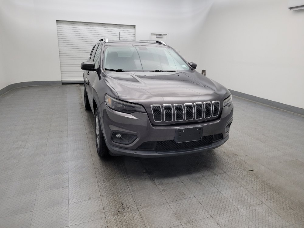Used 2019 Jeep Cherokee Latitude Plus AWD/4WD image 14