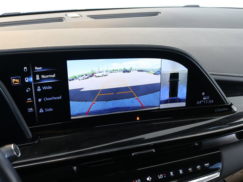Used 2024 Cadillac Escalade Premium Luxury AWD/4WD image 15