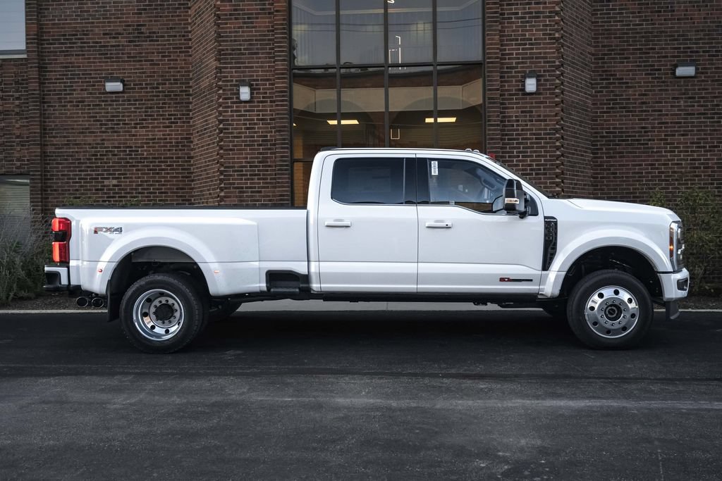 New 2027 Ford F450 Platinum w/ FX4 Off-Road Package AWD/4WD image 8