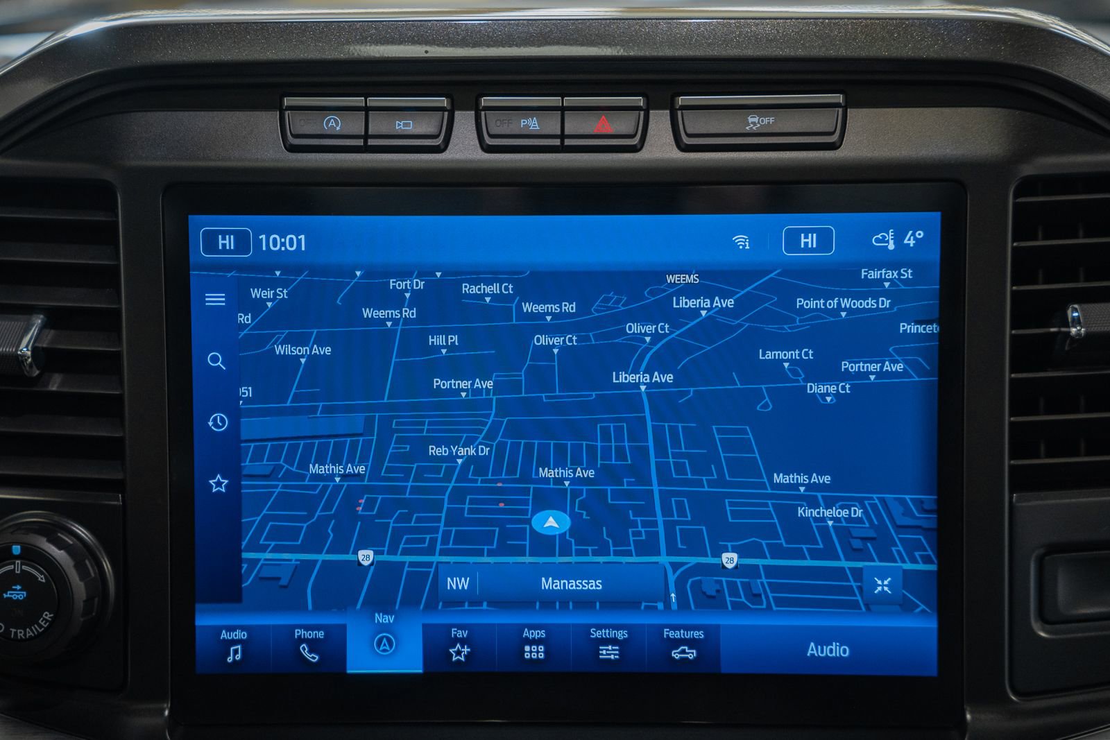 Certified 2023 Ford F150 Lariat w/ Equipment Group 502A High image 31