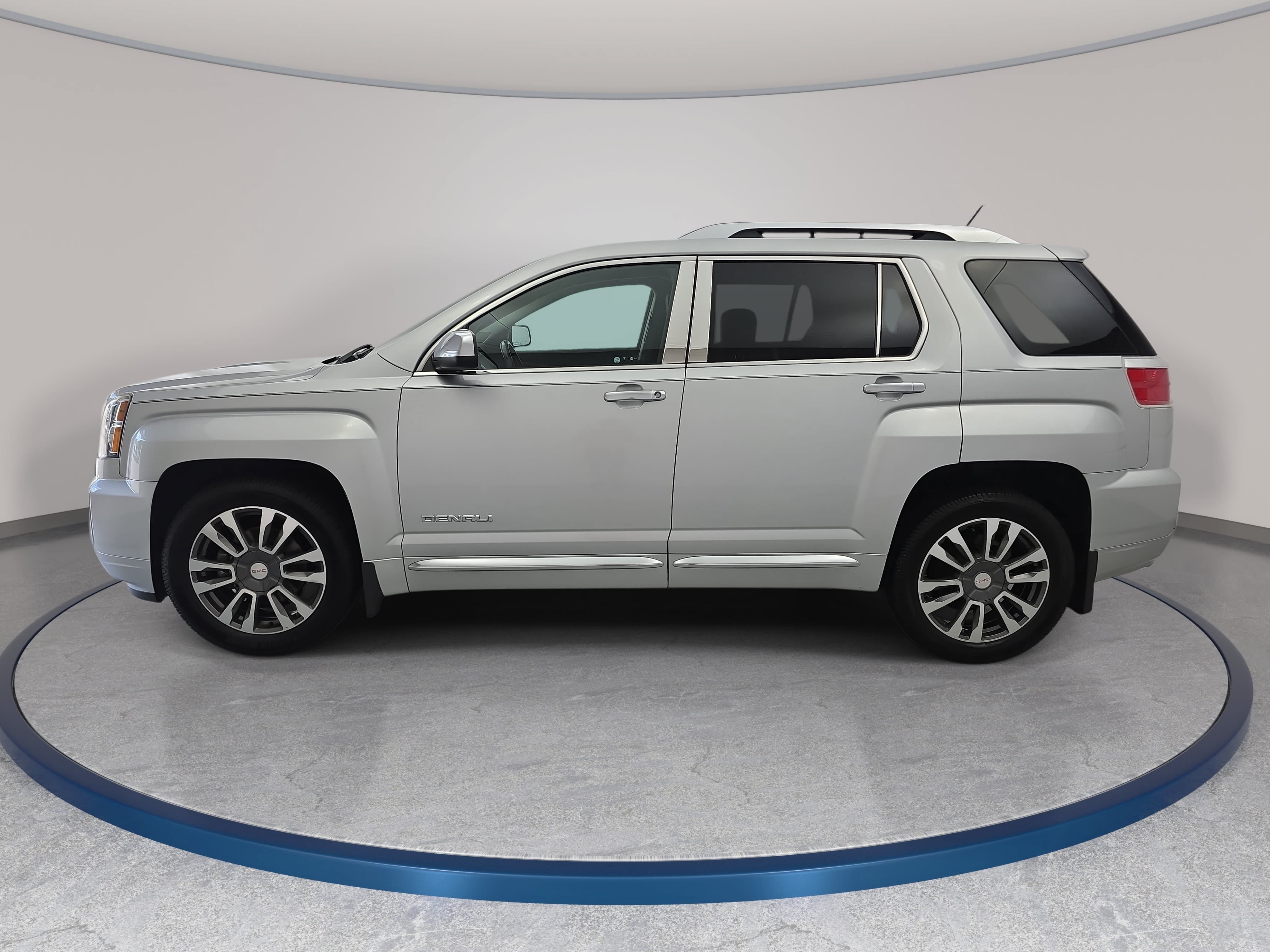 Used 2017 GMC Terrain Denali FWD image 8