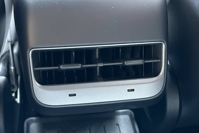 Used 2023 Tesla Model 3 Standard Range RWD image 15
