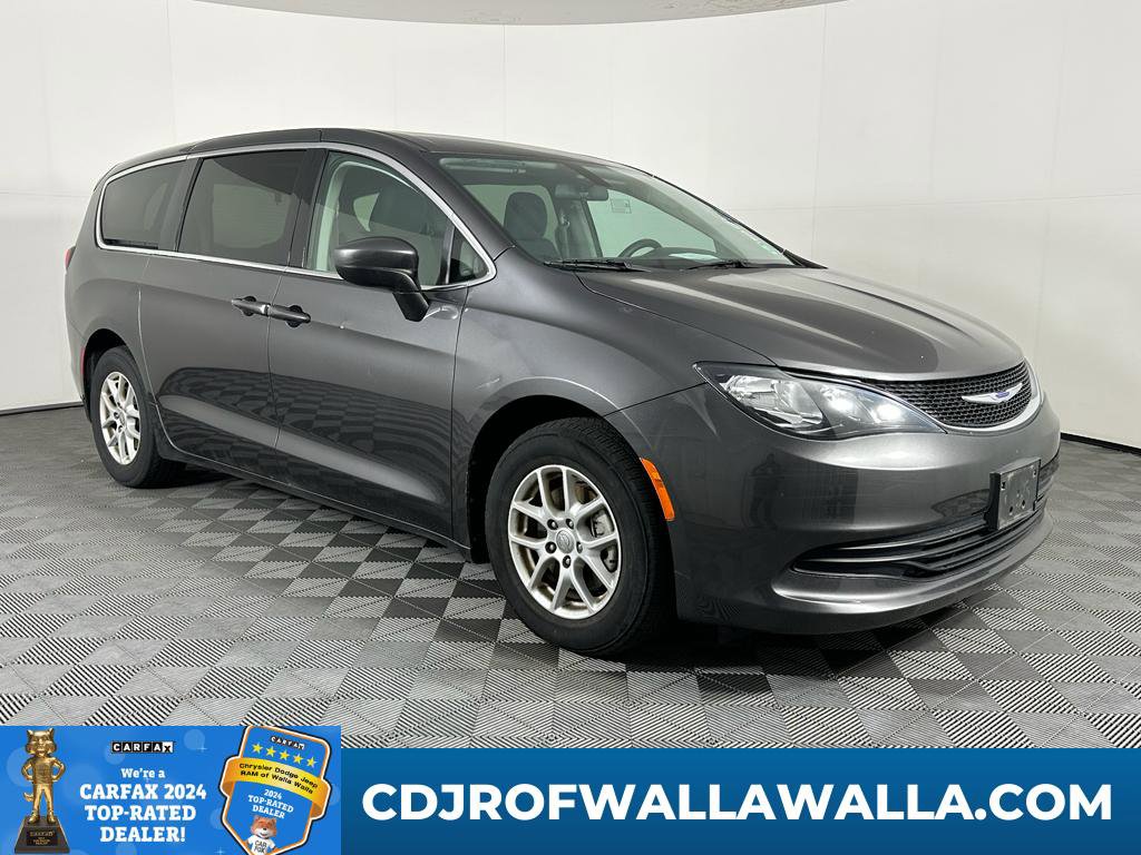 Used 2019 Chrysler Pacifica LX image 1