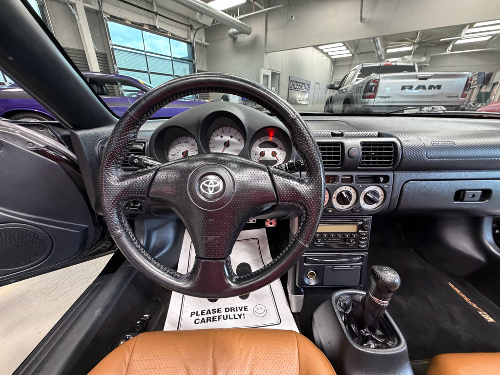 Used 2001 Toyota MR2 RWD image 8
