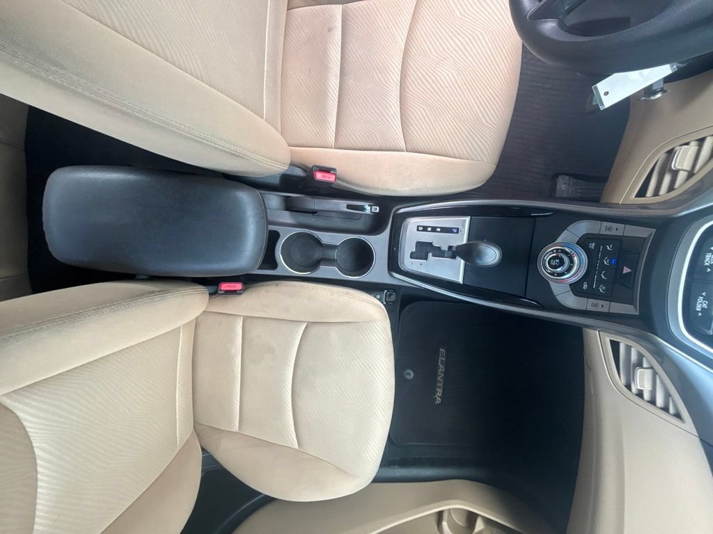 Used 2013 Hyundai Elantra GLS FWD image 15