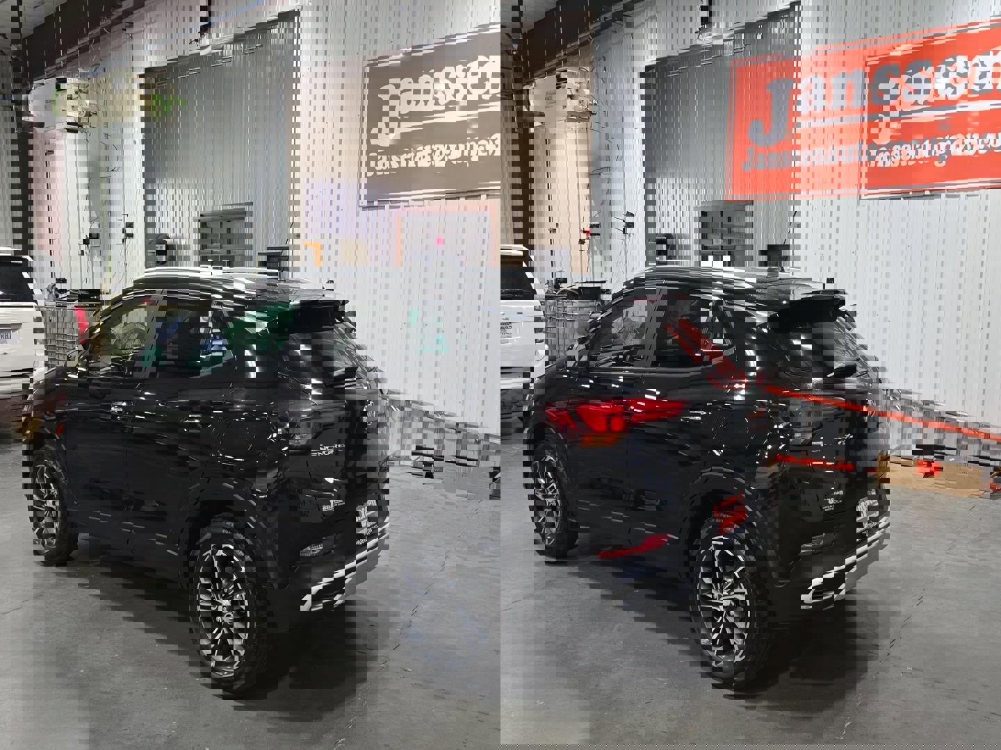 Used 2023 Buick Encore GX Select image 3