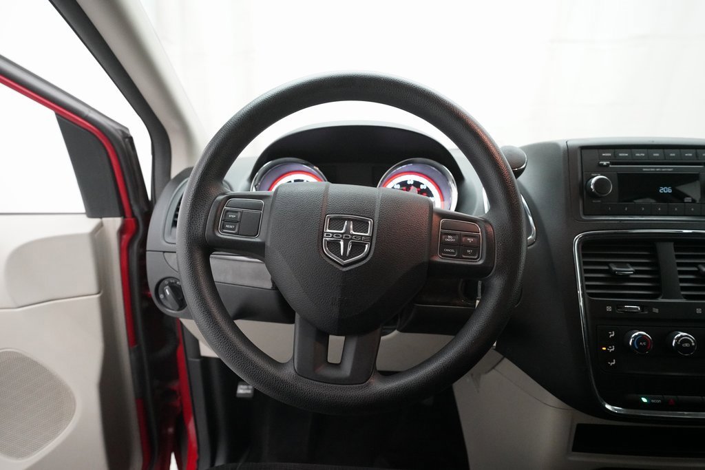 Used 2013 Dodge Grand Caravan American Value Package image 4