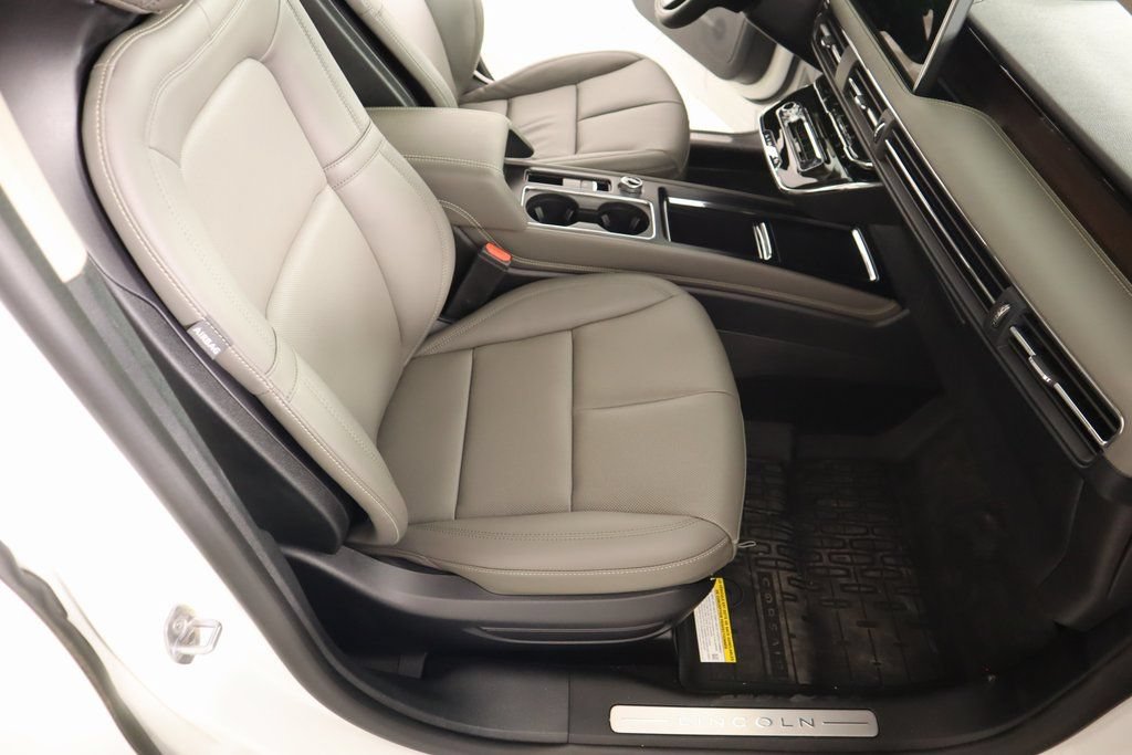 New 2025 Lincoln Corsair Grand Touring AWD/4WD image 14