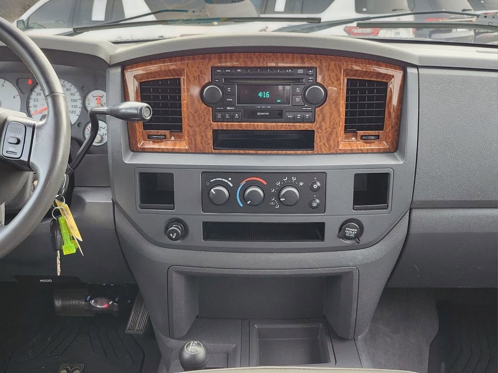 Used 2006 Dodge Ram 2500 Truck SLT w/ Quad Cab Big Horn Value Group image 22