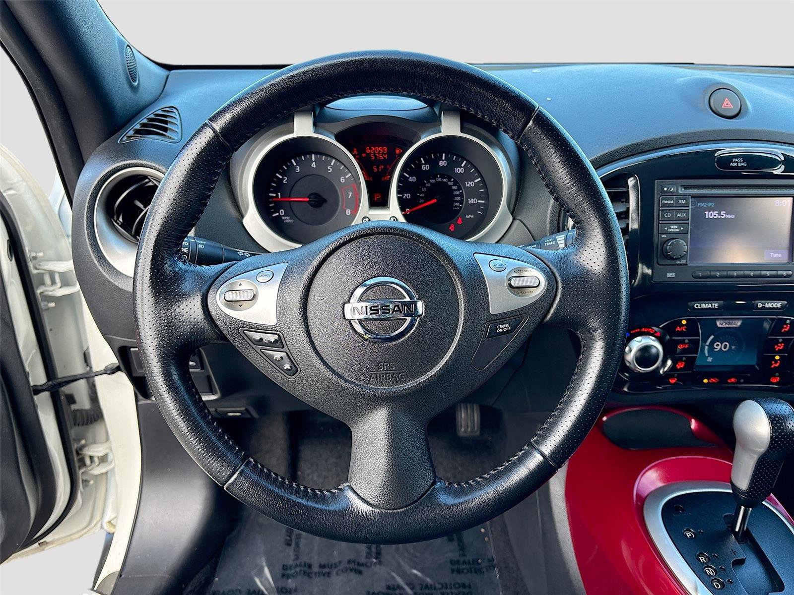 Used 2013 Nissan Juke SL w/ Sport Pkg image 11