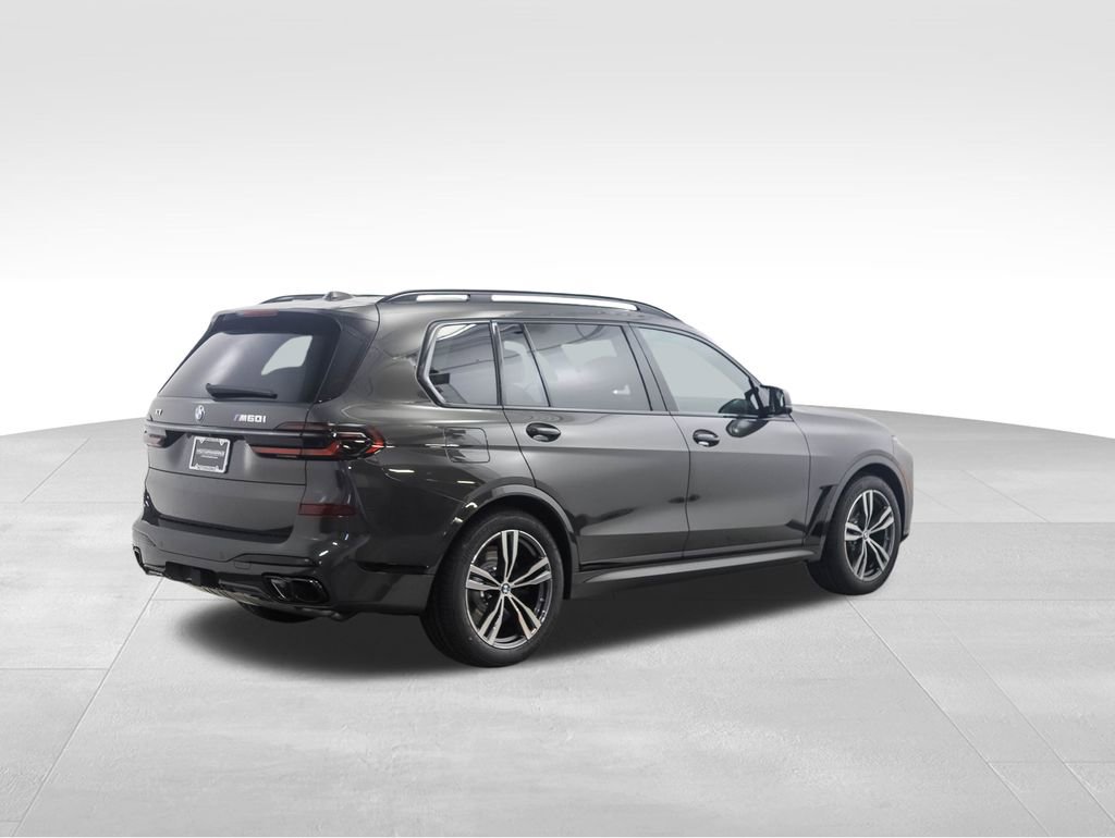 New 2026 BMW X7 M60i image 5