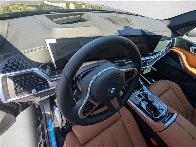 New 2026 BMW X5 xDrive50e w/ M Sport Package AWD/4WD image 8