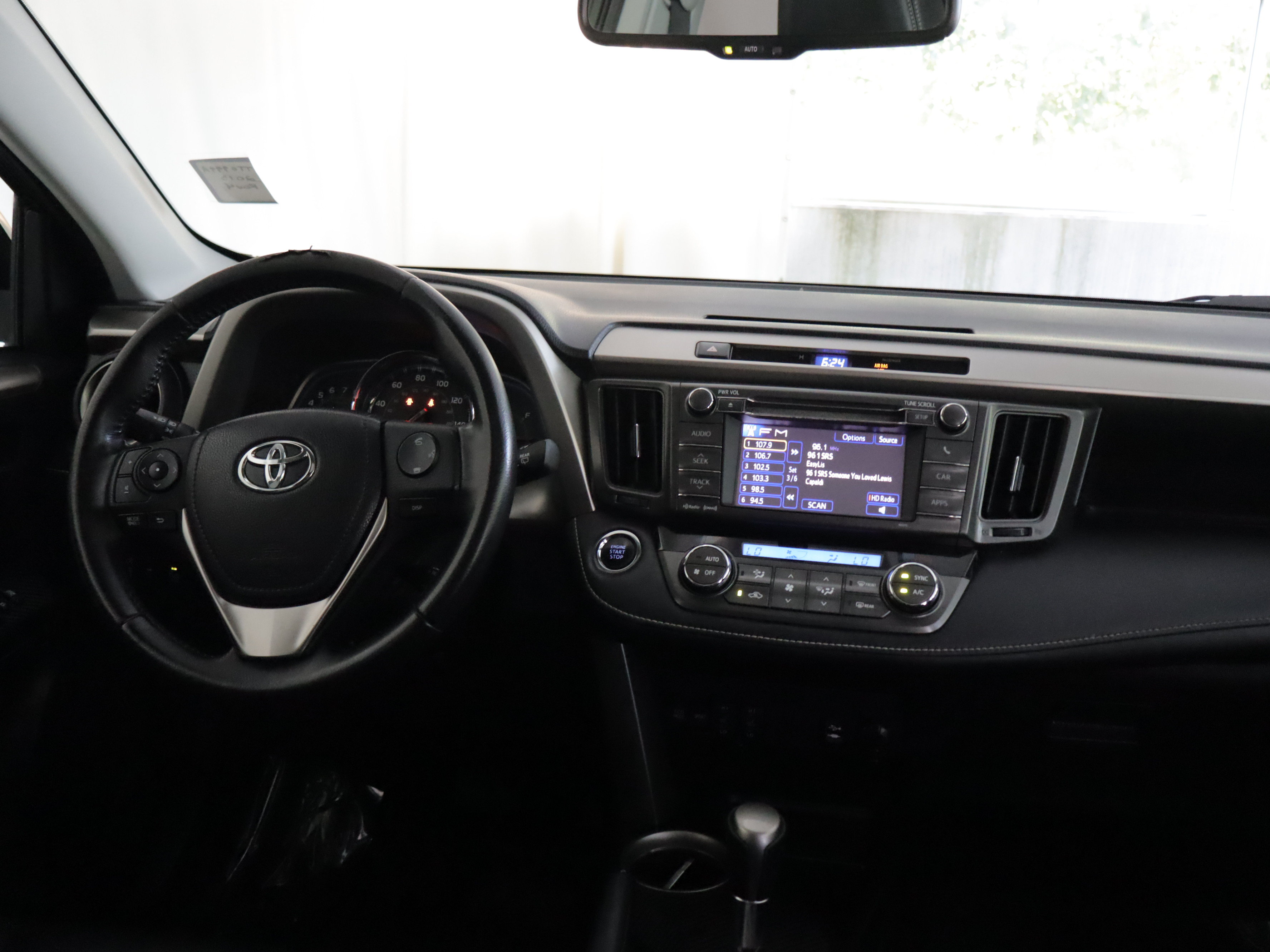 Used 2013 Toyota RAV4 Limited AWD/4WD image 2