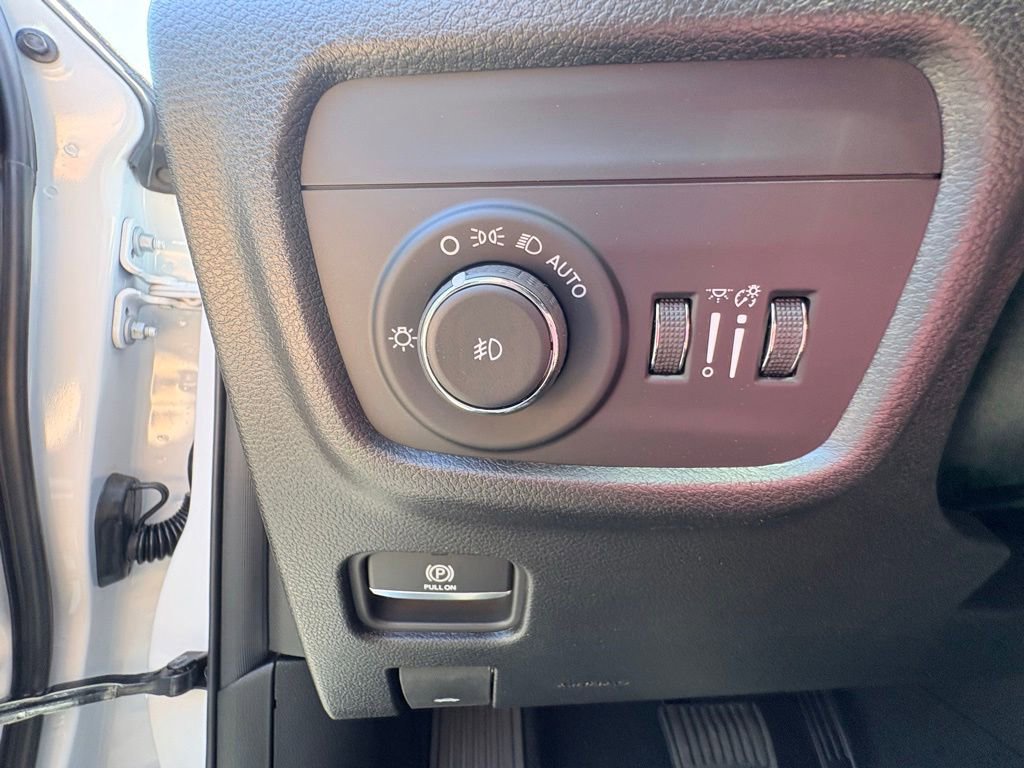 New 2026 Jeep Grand Cherokee Limited AWD/4WD image 19