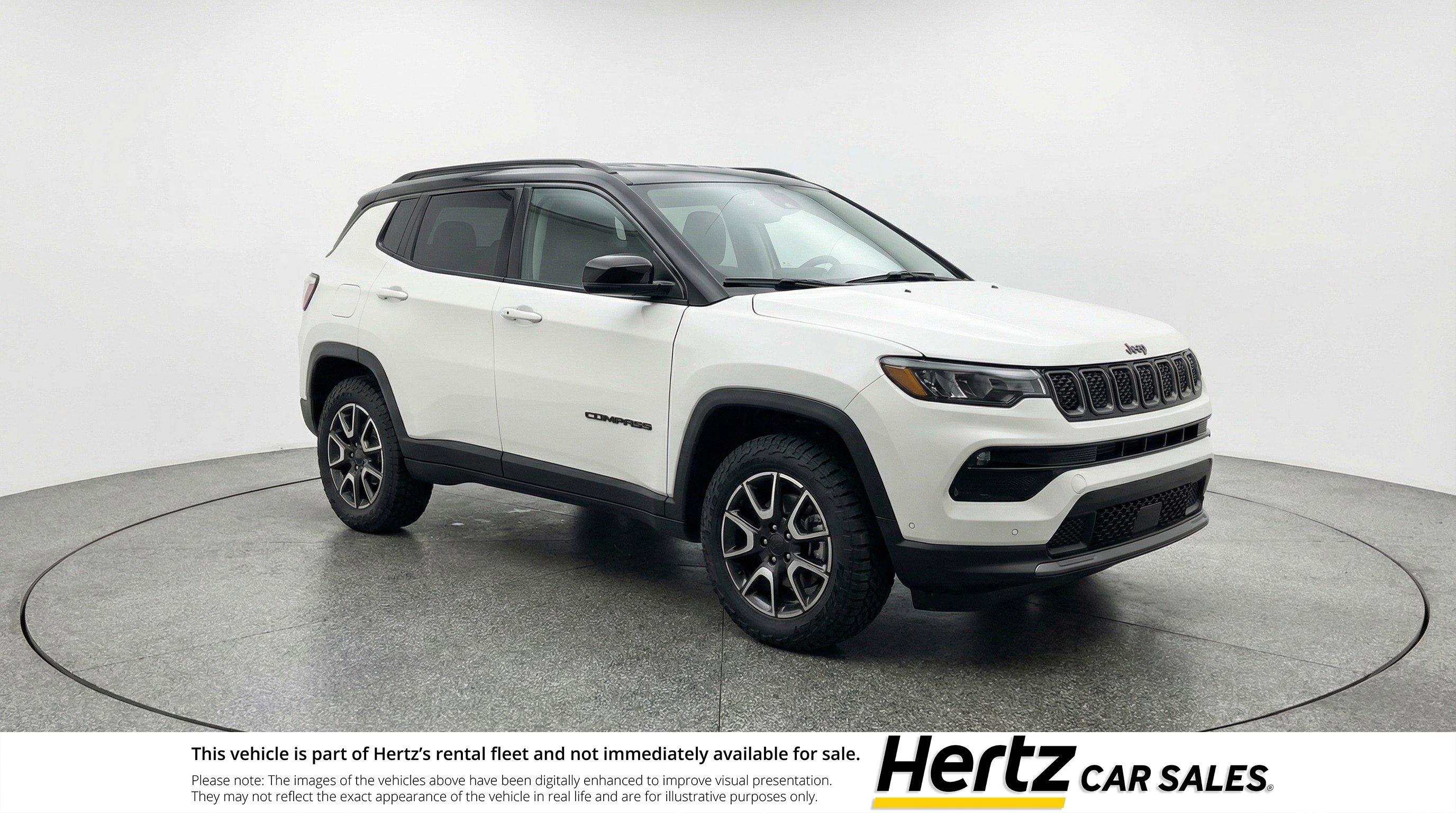 Used 2025 Jeep Compass Trailhawk AWD/4WD image 1