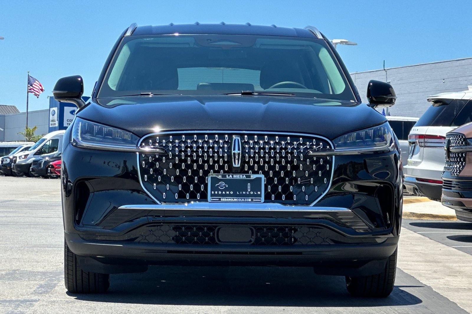 New 2026 Lincoln Aviator AWD image 8