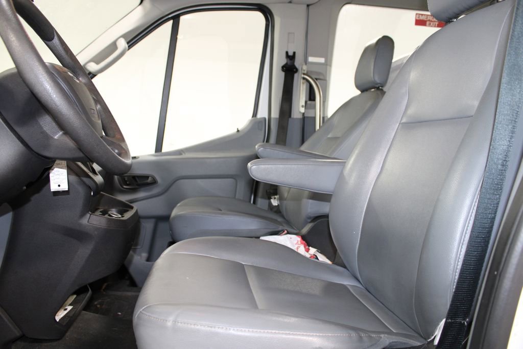 Used 2018 Ford Transit 150 XL image 16