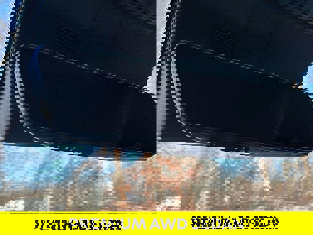 Used 2024 Genesis G70 2.5T image 27