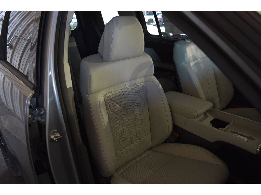 New 2025 Hyundai Santa Fe SEL image 74