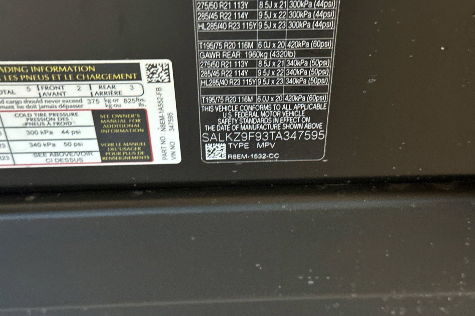 New 2026 Land Rover Range Rover SV image 27