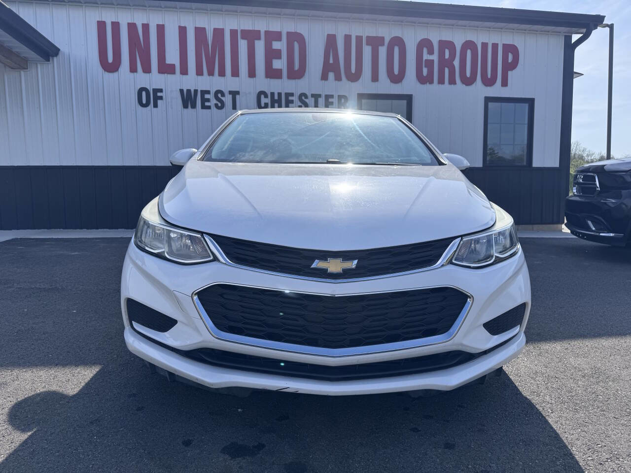 Used 2018 Chevrolet Cruze LS FWD image 3