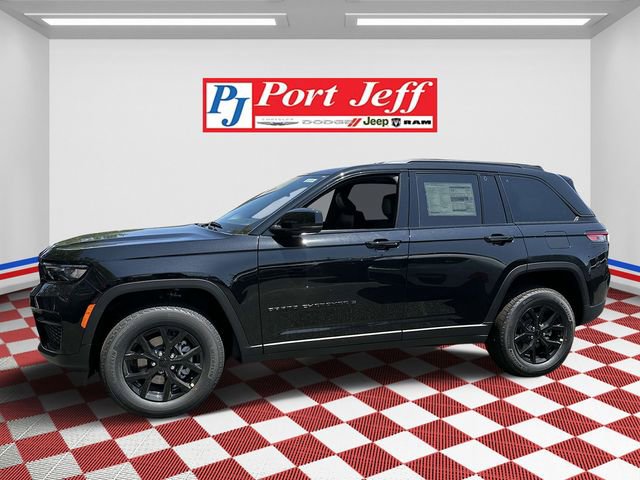 New 2025 Jeep Grand Cherokee Laredo image 1