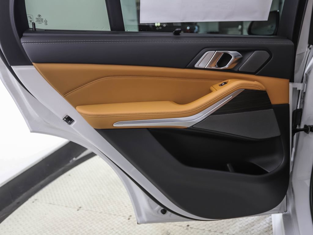 New 2026 BMW X5 xDrive50e w/ Executive Package image 20