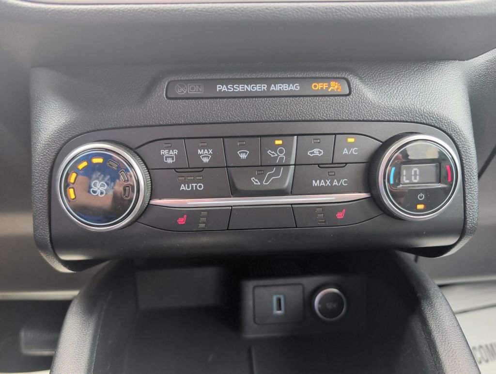 Used 2020 Ford Escape SE image 15