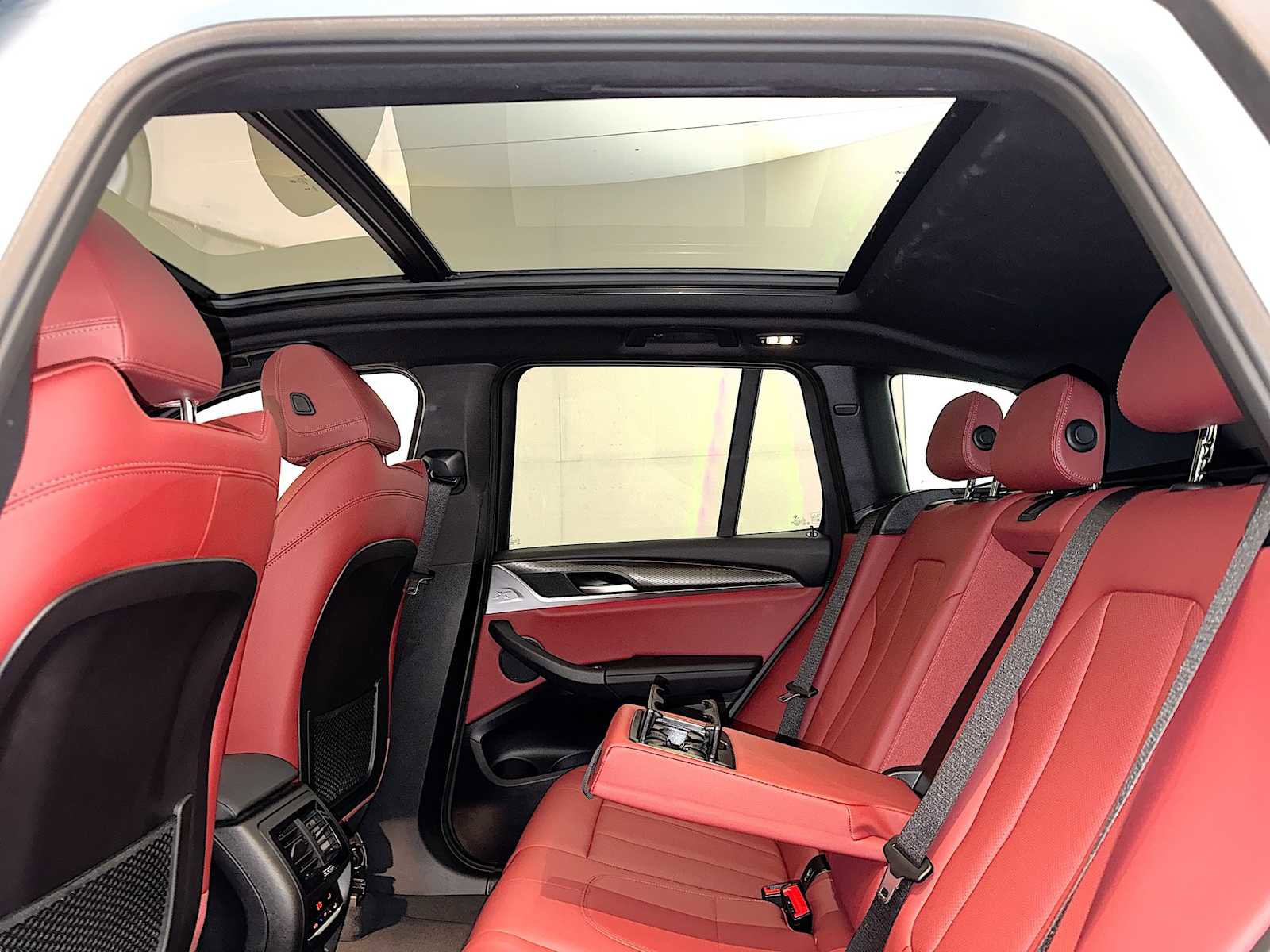 Certified 2024 BMW X3 xDrive30i w/ Premium Package image 21