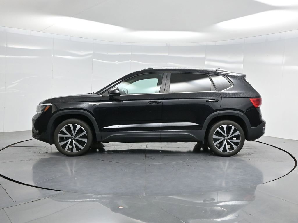 Used 2023 Volkswagen Taos SE w/ Panoramic Sunroof Package image 51