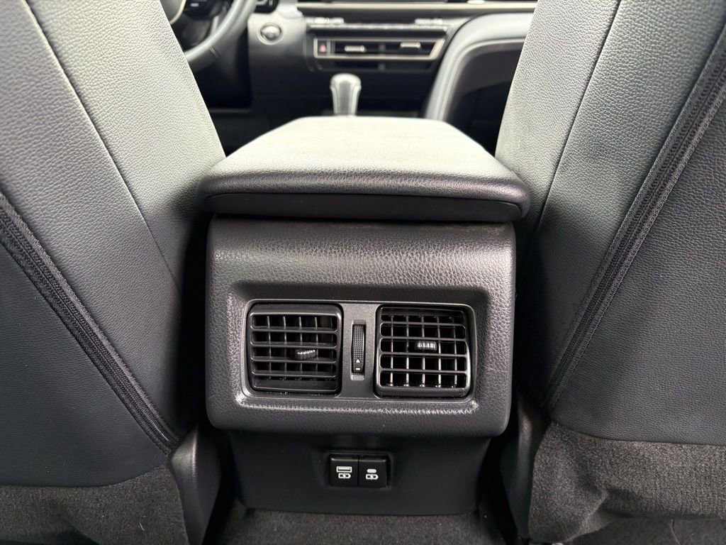 Certified 2025 Toyota Camry SE image 17