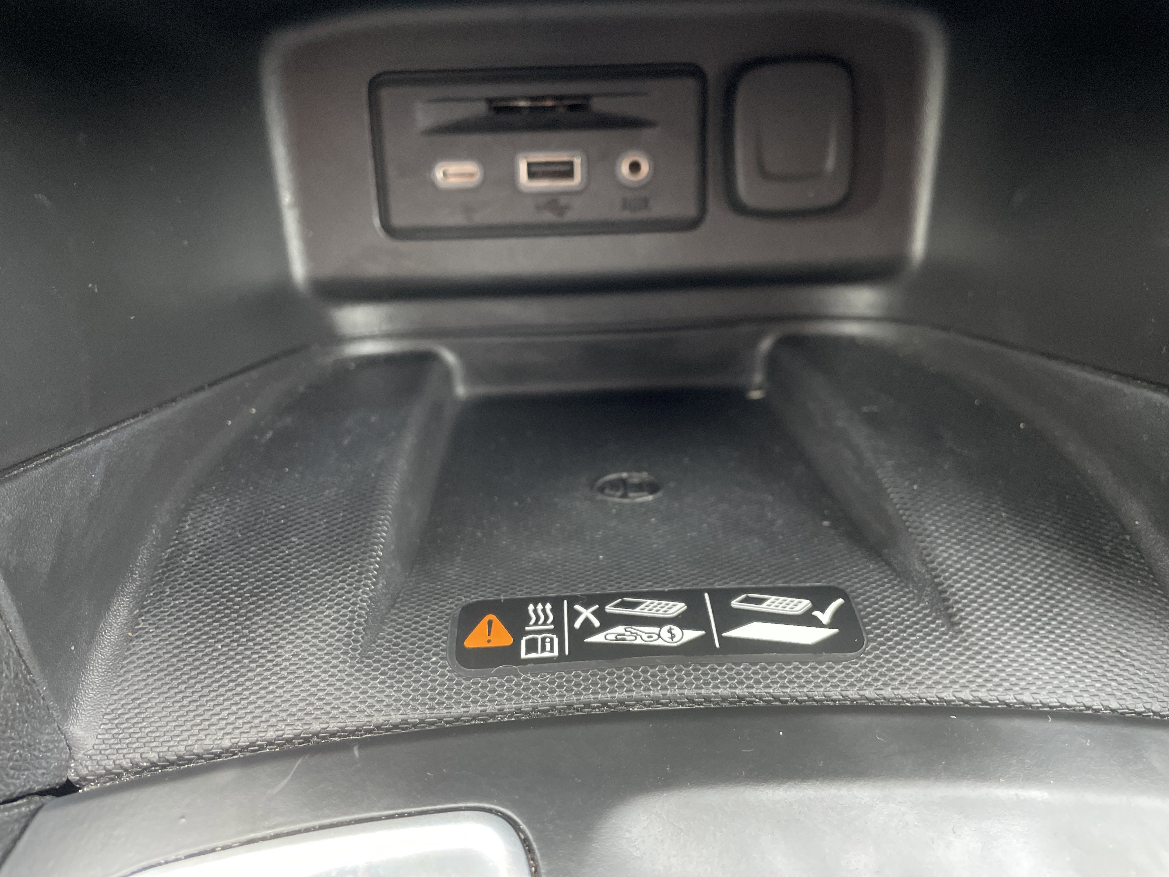 Used 2020 Chevrolet Equinox Premier image 31
