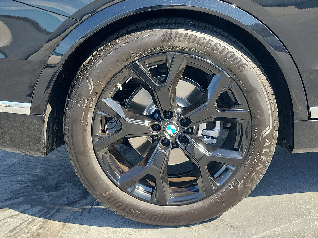 Used 2026 BMW X7 xDrive40i AWD/4WD image 6
