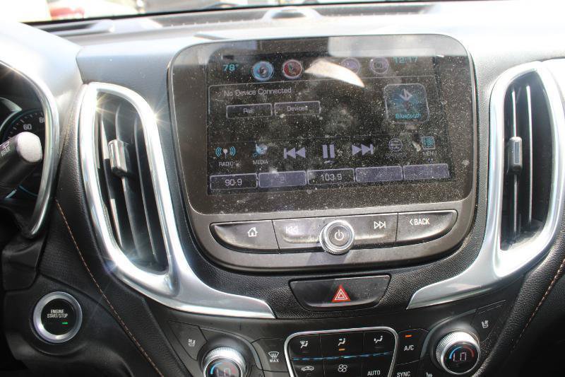 Used 2018 Chevrolet Equinox Premier FWD image 18