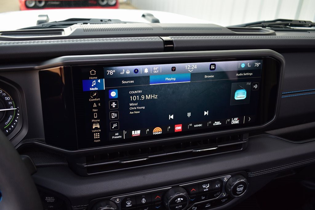 Used 2024 Jeep Wrangler High Altitude image 50