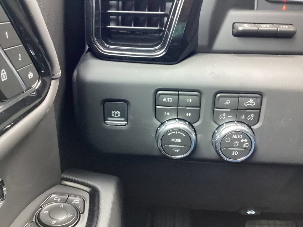 New 2026 GMC Sierra 1500 AT4X AWD/4WD image 34