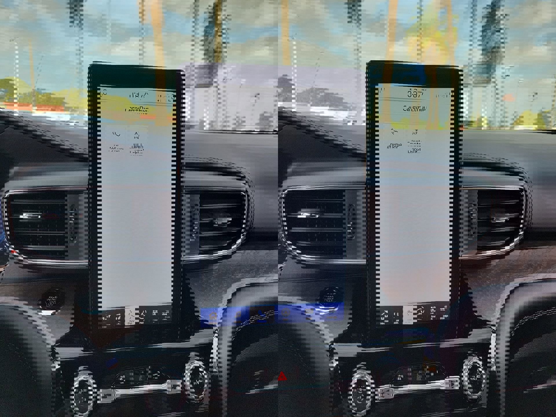 Used 2023 Ford Explorer Platinum w/ Technology Package image 24