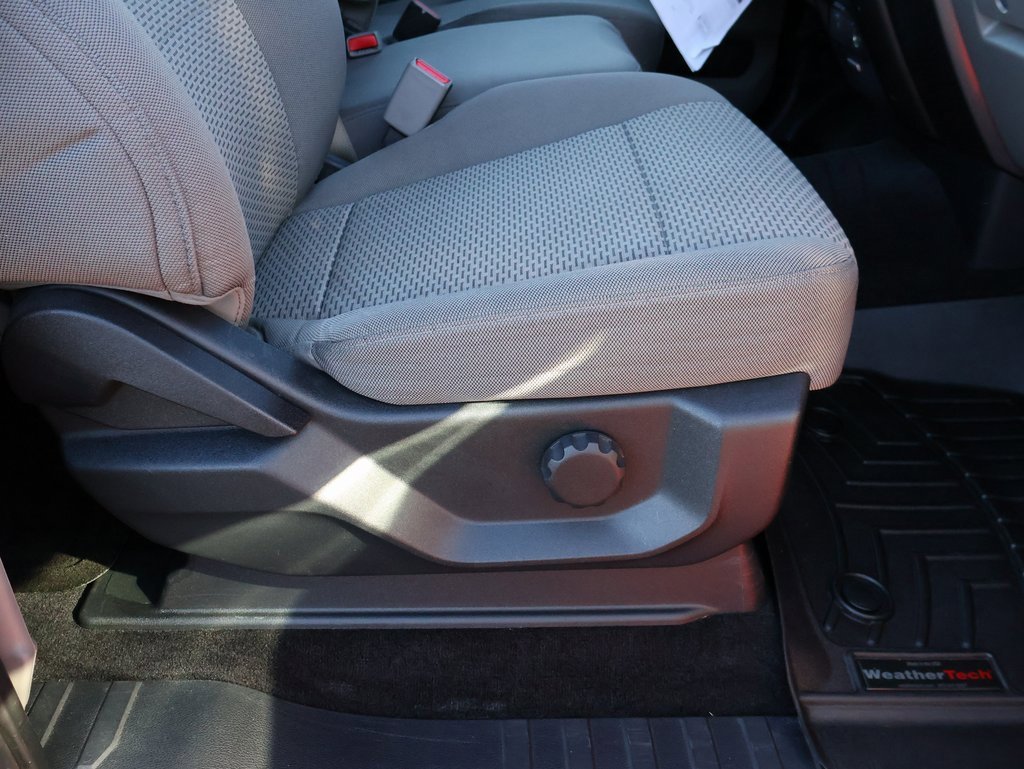 Used 2016 Ford F150 XLT w/ Equipment Group 301A Mid image 10