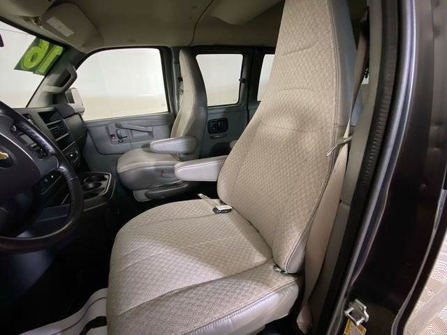 Used 2016 Chevrolet Express 3500 LT w/ LT Preferred Equipment Group RWD image 18