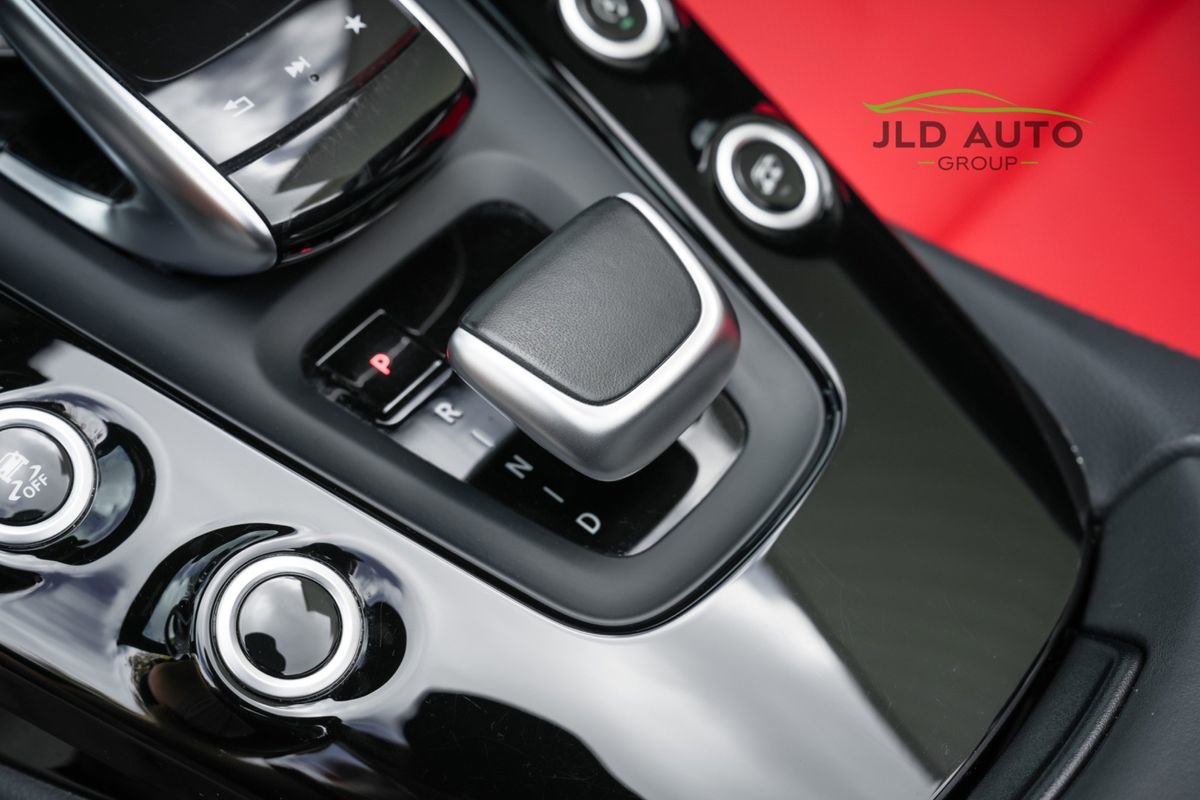 Used 2019 Mercedes-Benz AMG GT Roadster image 26