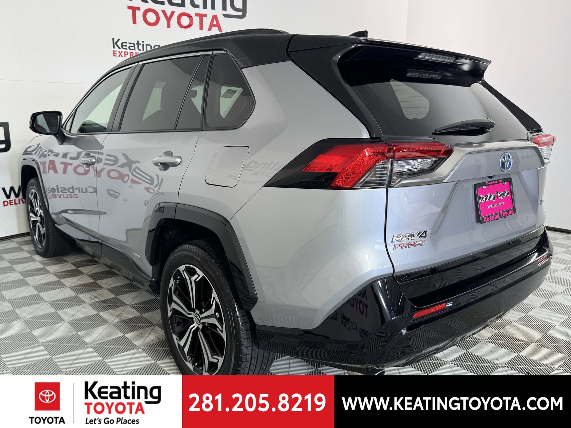 Used 2023 Toyota RAV4 XSE image 6