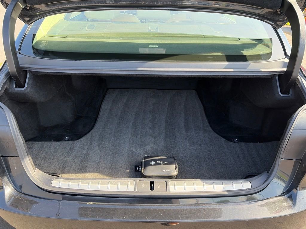 Used 2019 Lexus LS 500 w/ Interior Upgrade Package RWD image 11