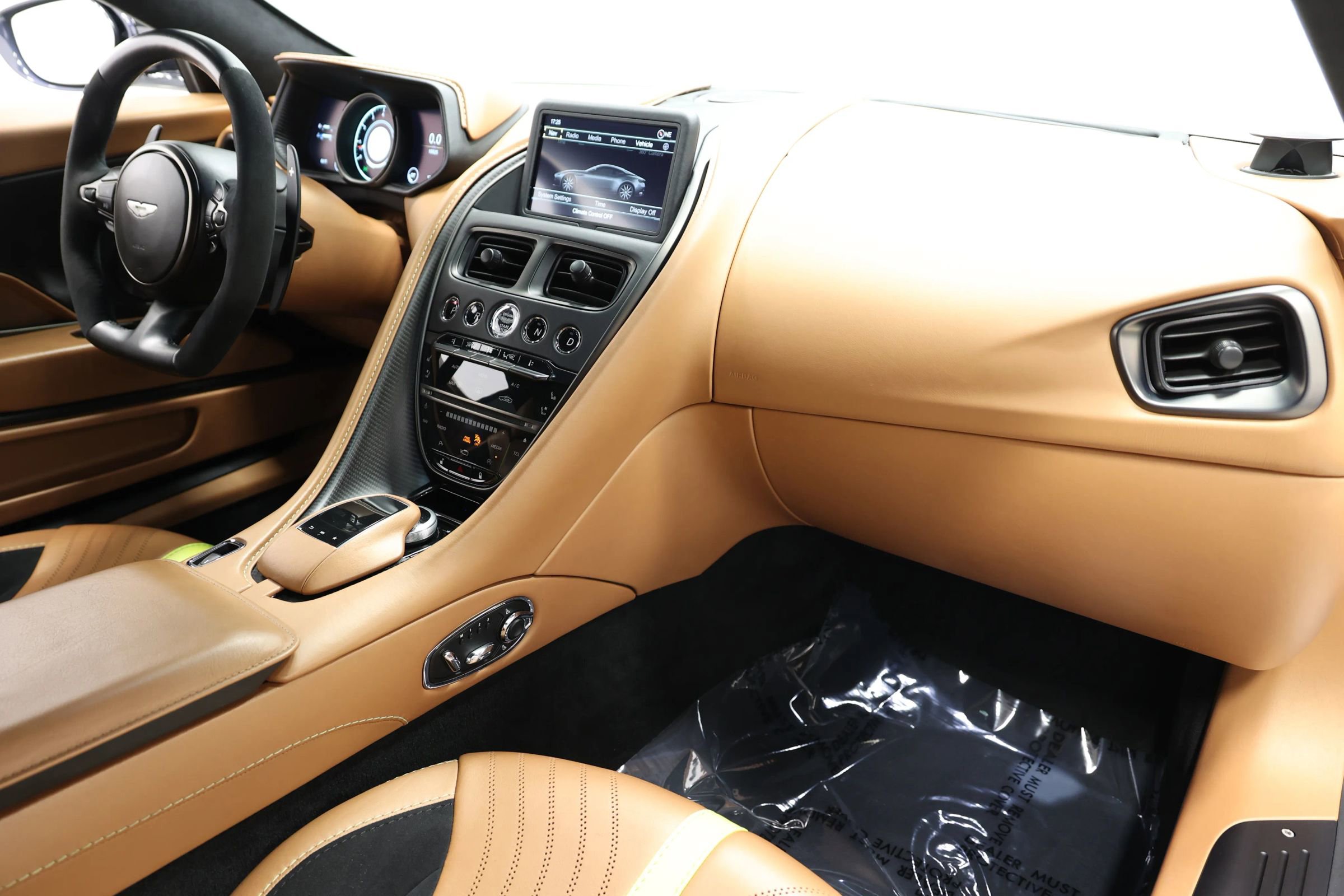 Used 2020 Aston Martin DB11 AMR image 73