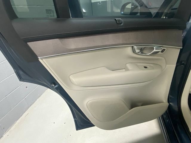 Certified 2026 Volvo XC90 B6 Ultra AWD/4WD image 8
