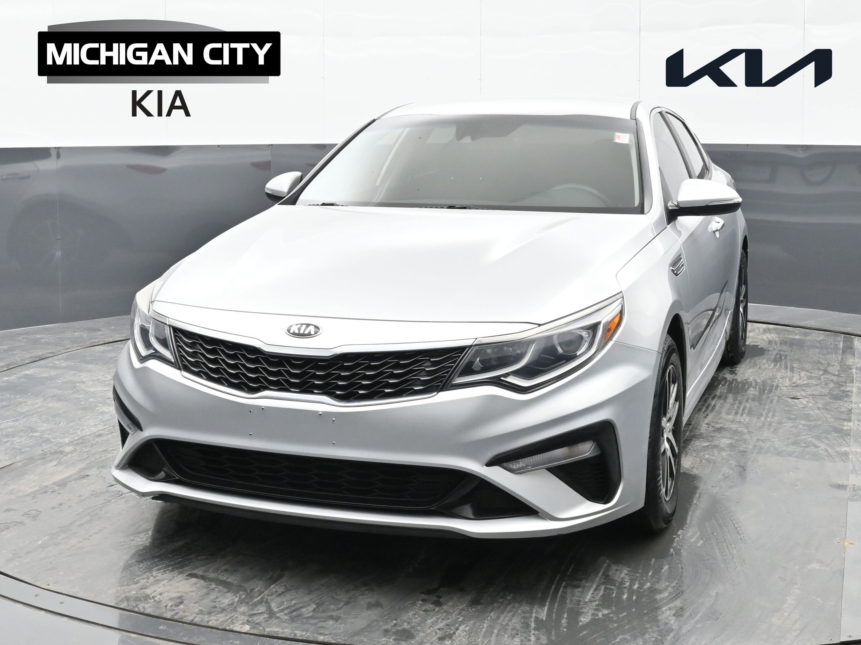 Used 2020 Kia Optima LX image 1