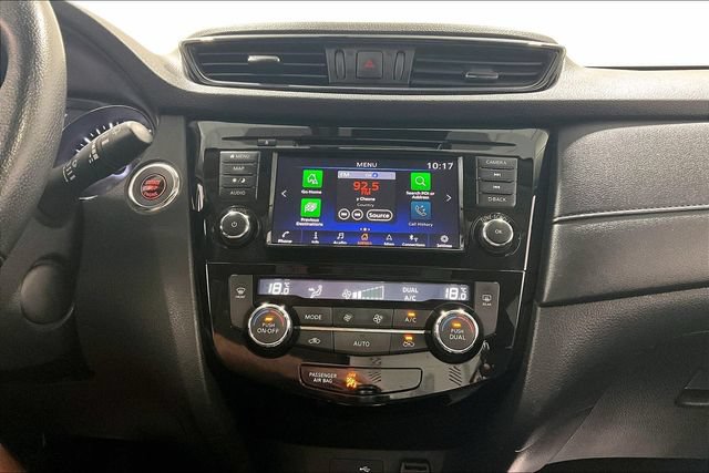 Used 2019 Nissan Rogue SV AWD/4WD image 20
