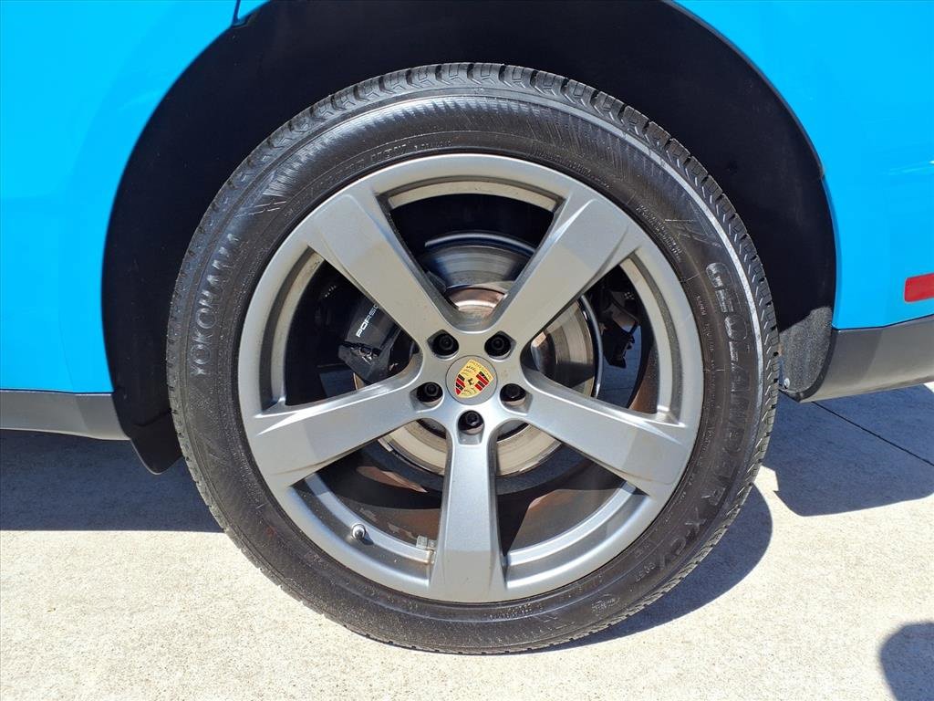 Used 2022 Porsche Macan image 20